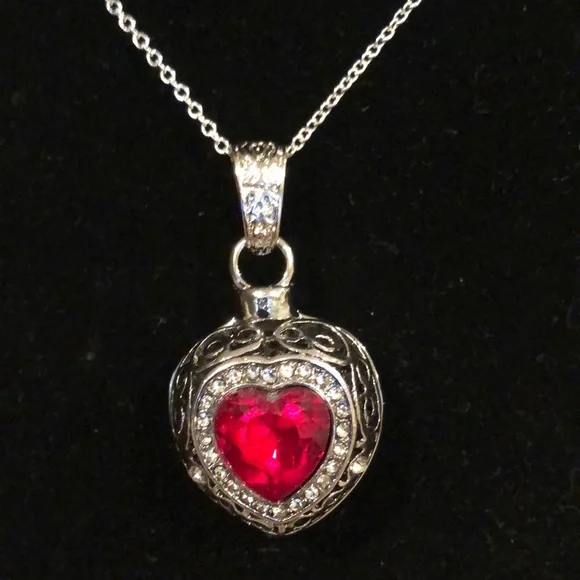 - Ruby Red Heart 💔 Pendant - Picture 2 of 8